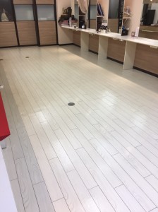 東京都中央区銀座　美容室（銀座１カラット）　施工後②