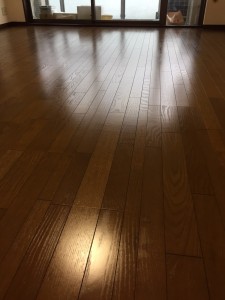 埼玉県川口市 エルザタワー55 天然木フローリング 乾燥後③